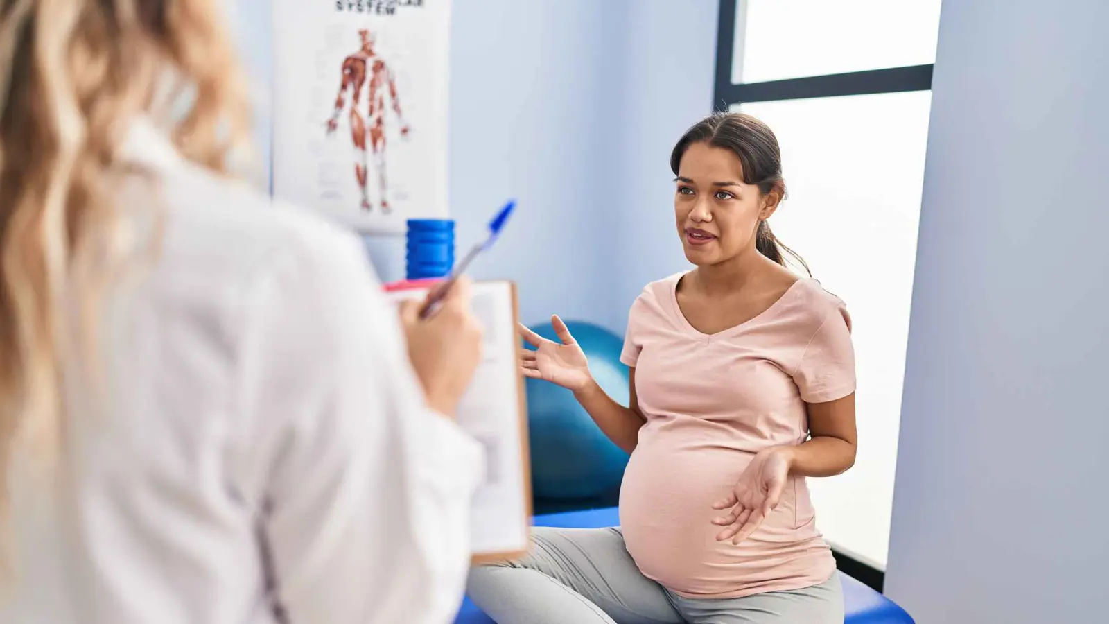 هل من الآمن للحامل الحصول على "جلسة تدليك"؟