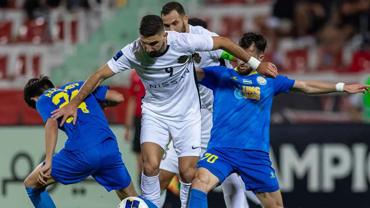 شباب الأهلي يفوز على ناساف وتعادل الحسين مع الكويت في دوري أبطال آسيا 2