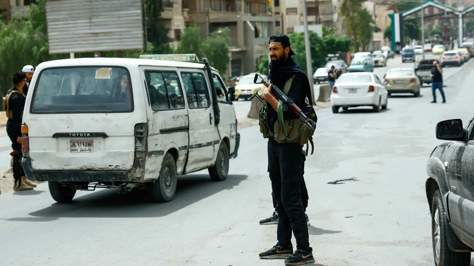 بريطانيا تحذر من تفاقم التوتر في سوريا