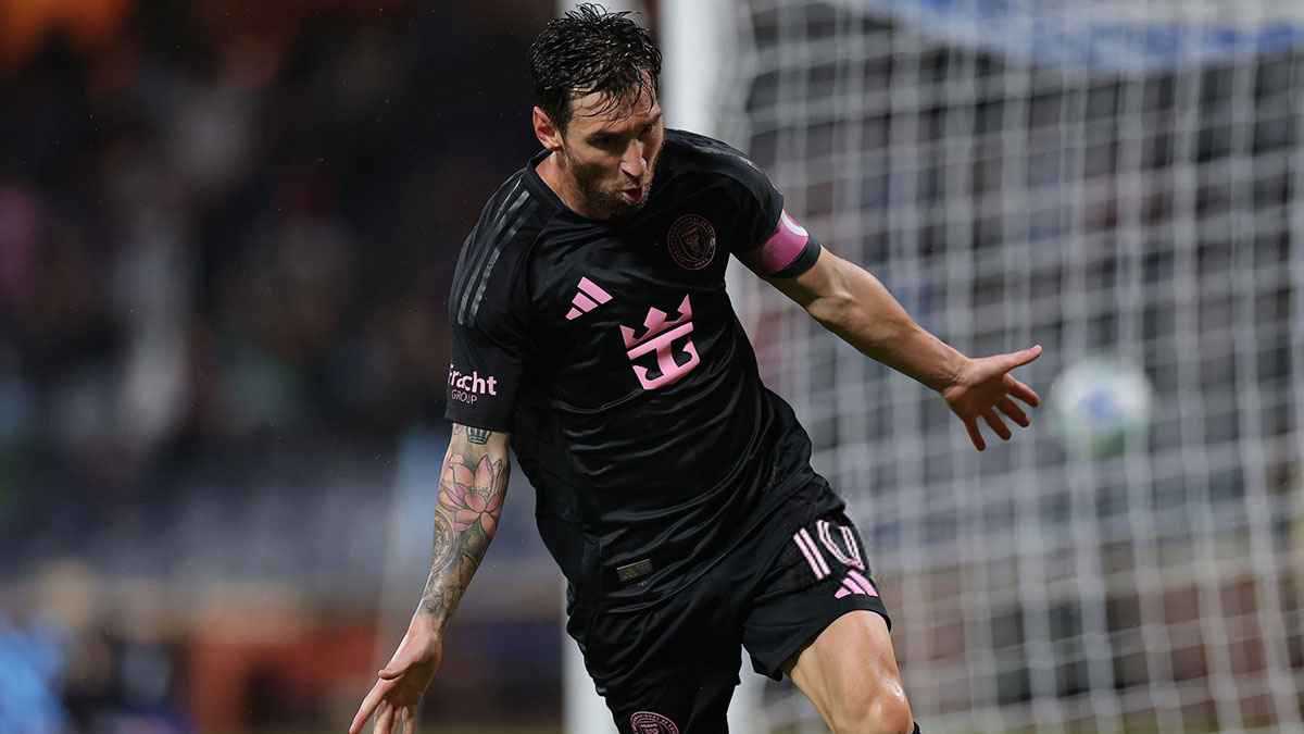 ميسي يحصد جائزة الحذاء الذهبي في الدوري الأمريكي (فيديو)