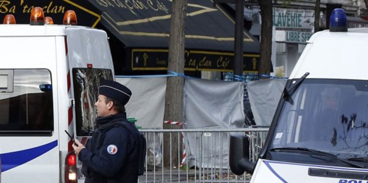 داعش يبث فيديو يتوعد فرنسا وأولوند يحمله مسؤولية هجوم باريس  