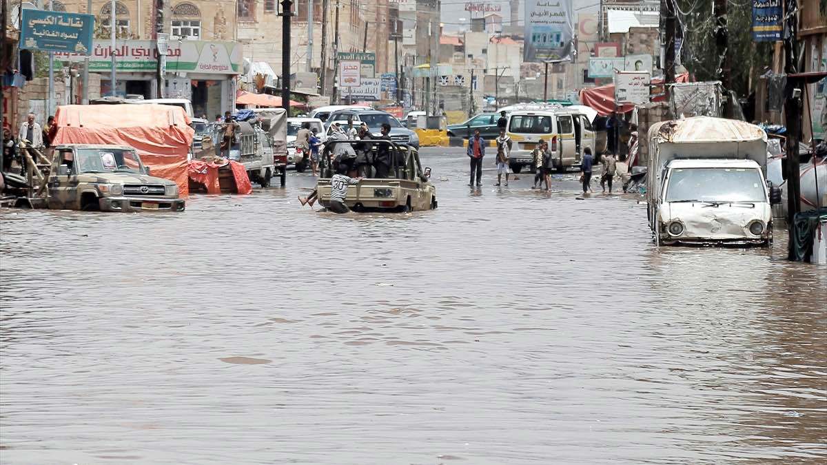 فقدان 24 شخصًا بفيضانات اليمن