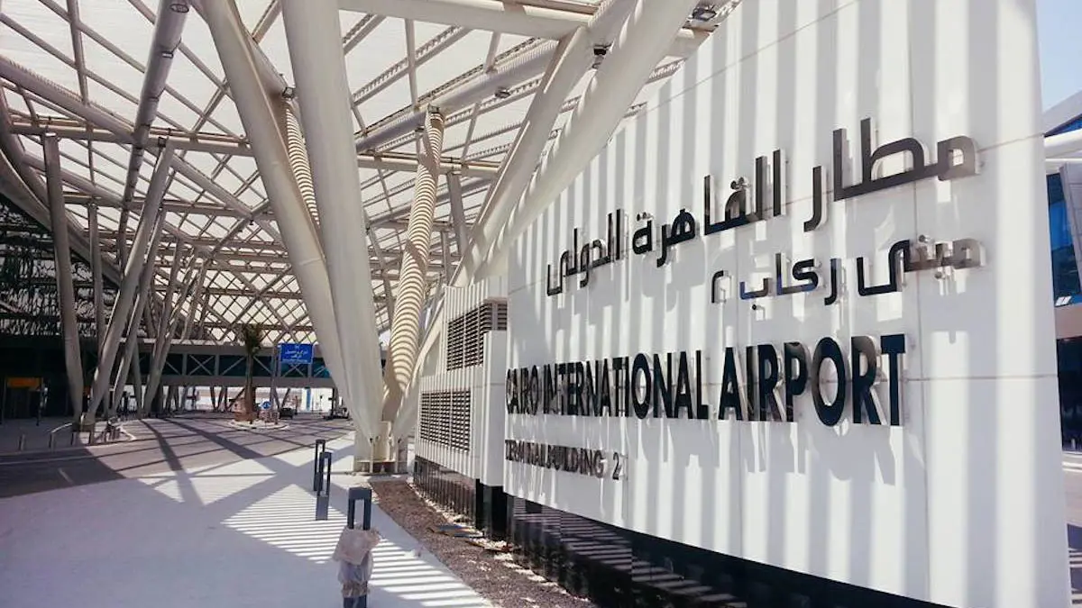 هبوط اضطراري لطائرة سعودية في مطار القاهرة بسبب رضيع