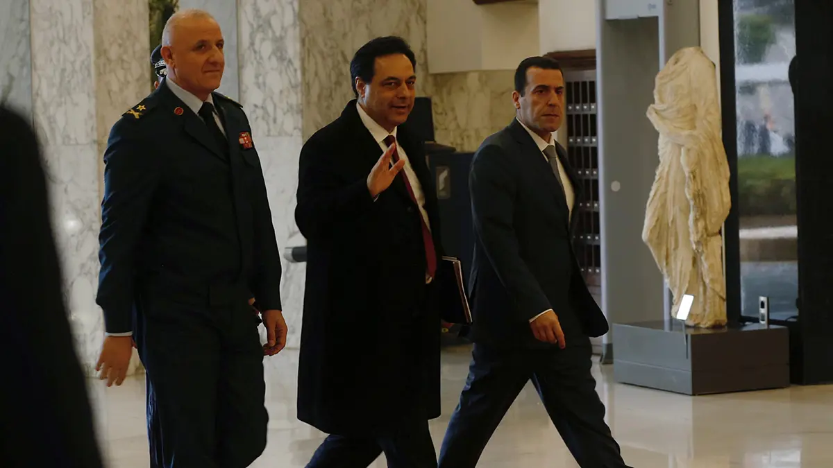 هل تستطيع حكومة حسان دياب إقناع العالم بإنقاذ الاقتصاد اللبناني؟