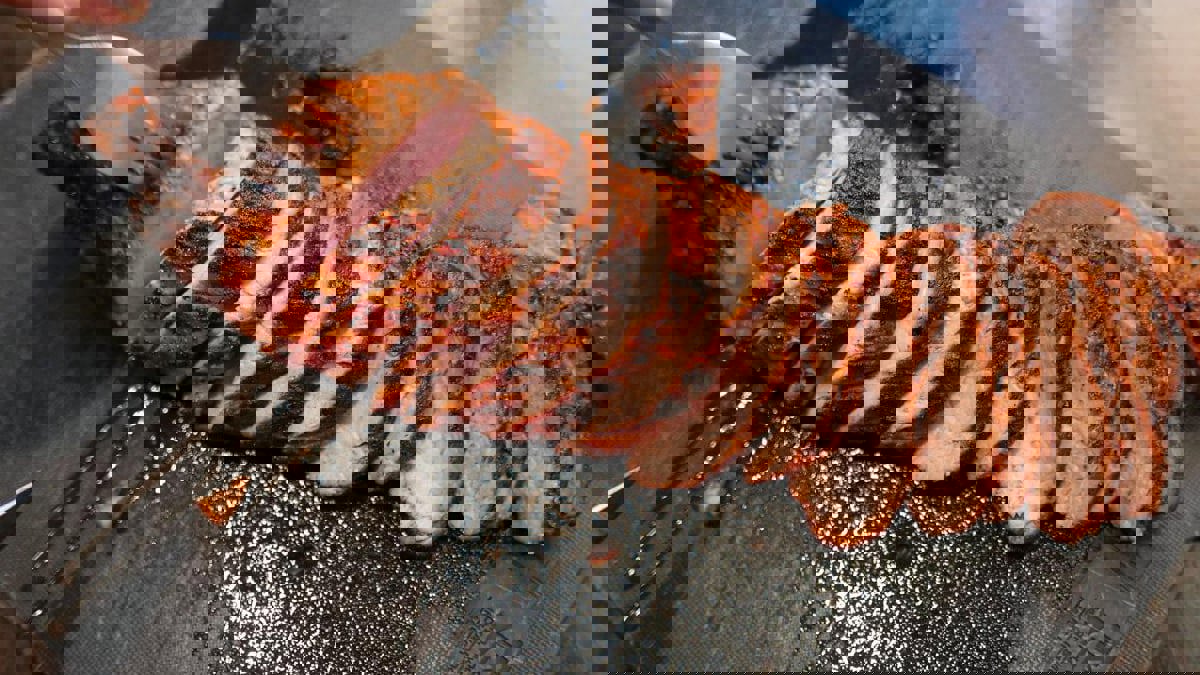 هل ترغب بتناول برغر الأسد وشرائح لحم النمر وسوشي الحمار الوحشي؟‎‎