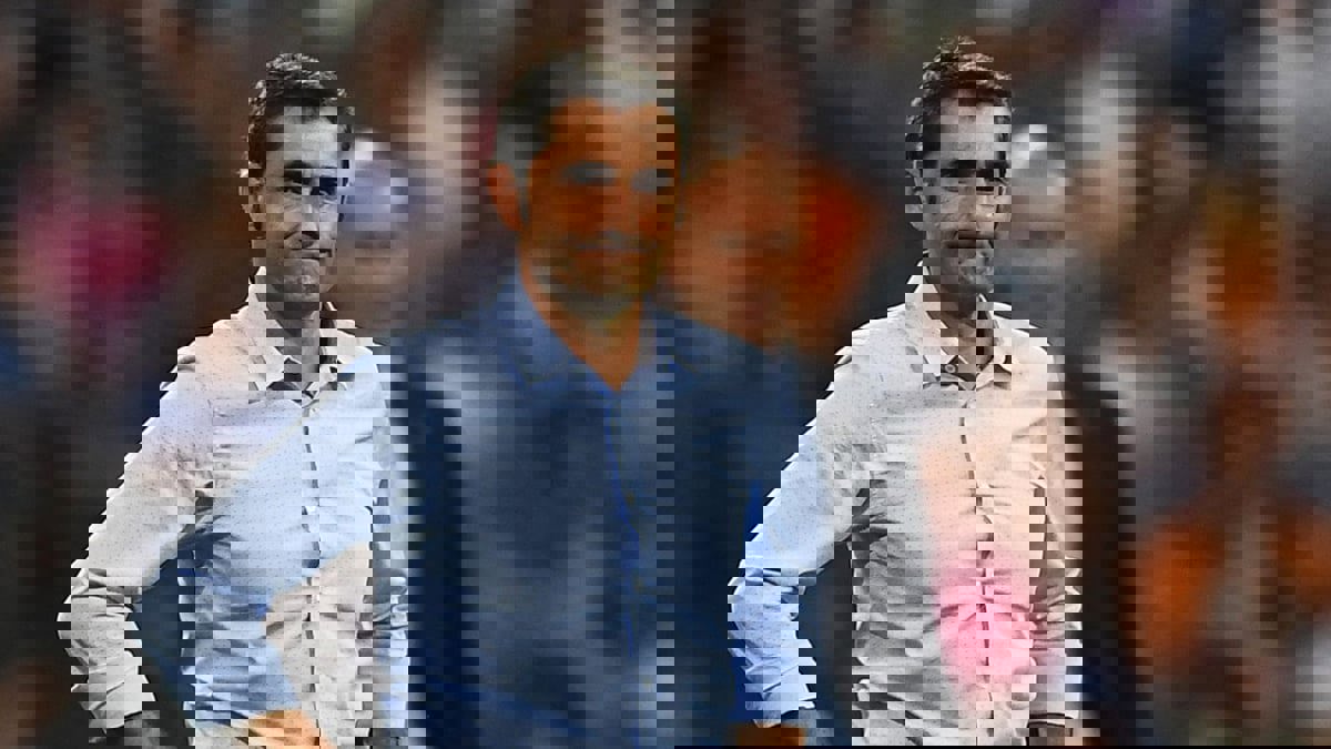 الغارديان: مانشستر يونايتد يتفاوض مع فالفيردي لخلافة سولشاير