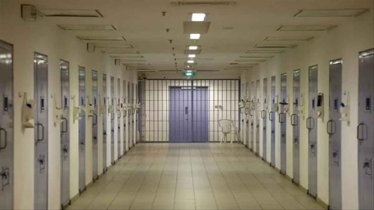 السعودية: وفاة 3 وإصابة 21 نزيلًا في حريق بسجن الملز بالرياض