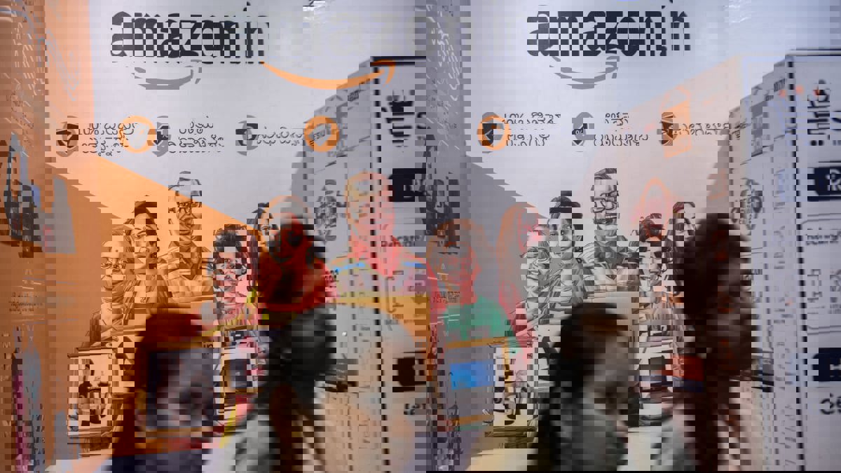 أمازون تعتزم استثمار 15 مليار دولار في الهند 