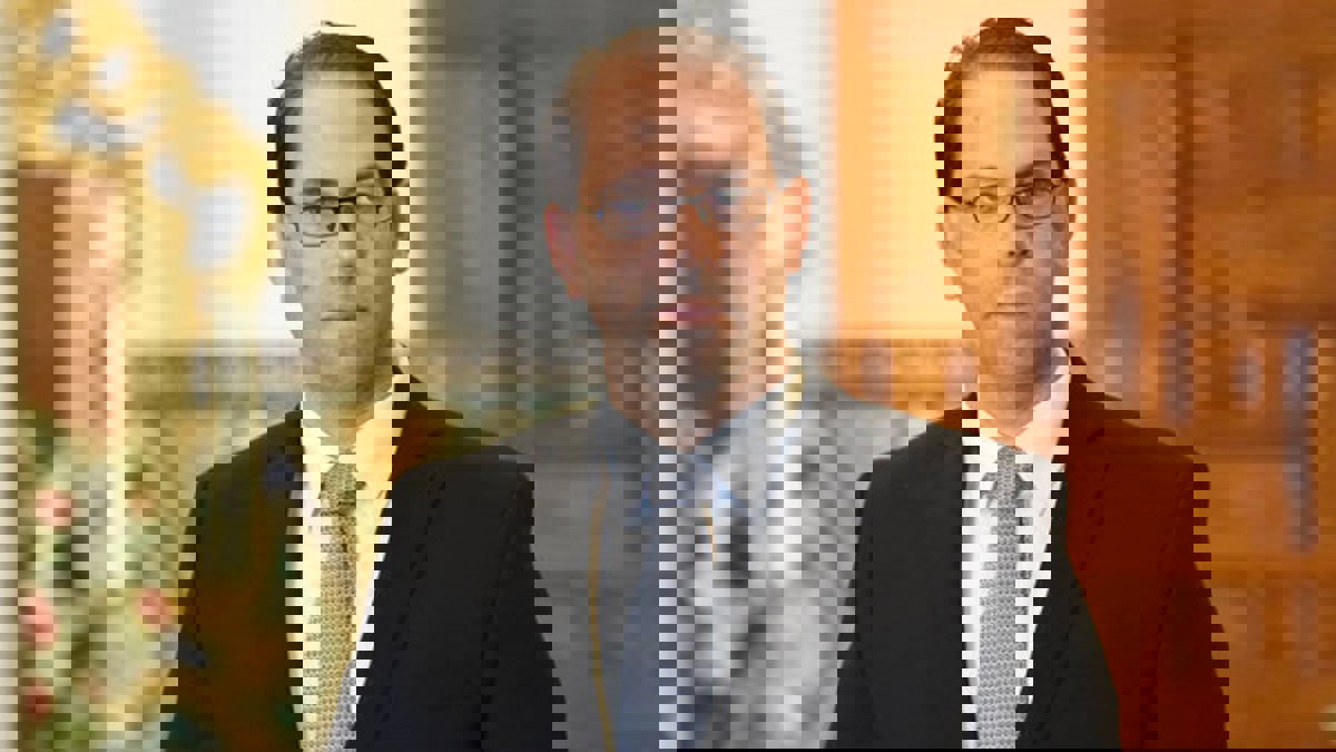 يوسف الشاهد يعلن رسميًا ترشحه لرئاسة تونس (فيديو)