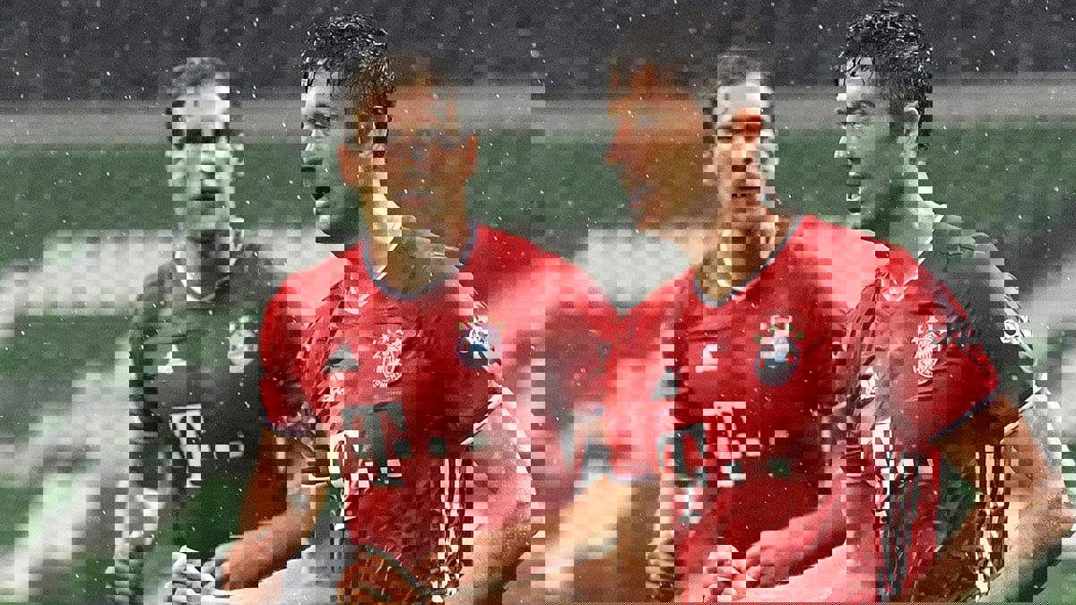 بايرن ميونخ يتوج بطلا للدوري الألماني