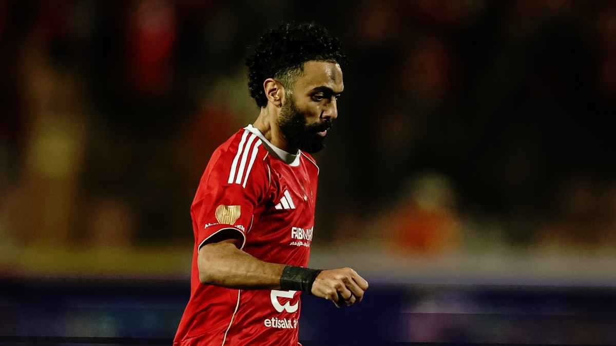 بعد تألقه.. حسين الشحات يضع شرطًا حاسمًا لتجديد عقده مع الأهلي 