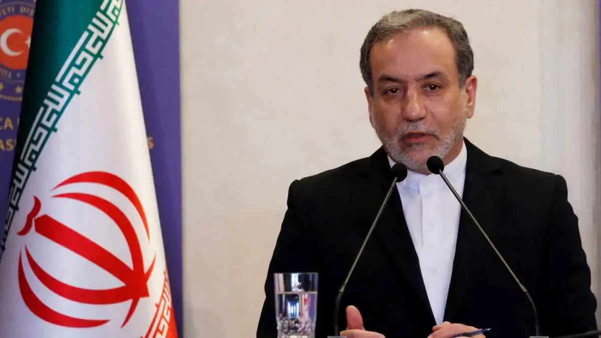 مهمة "خطيرة" لعراقجي في بيروت.. هل بدأ العد التنازلي لتغيير قيادة حزب الله؟