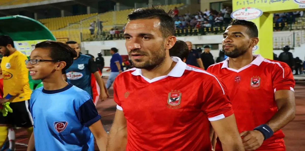 الأهلي المصري يُقيّد 3 من صفقاته الجديدة في القائمة الأفريقية