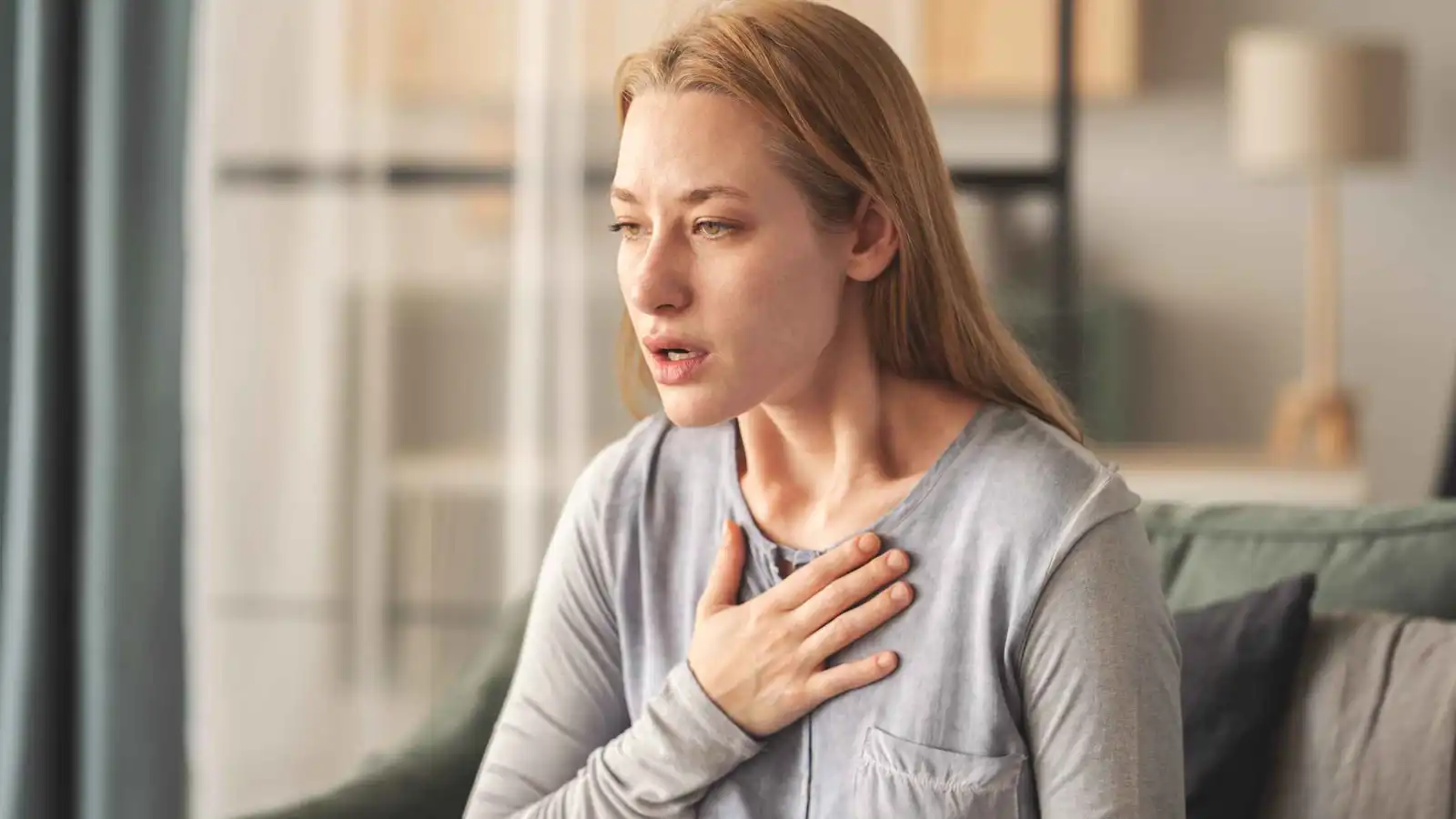 الحموضة المتكررة.. إشارة تحذيرية قد تخفي أمراضا خطيرة