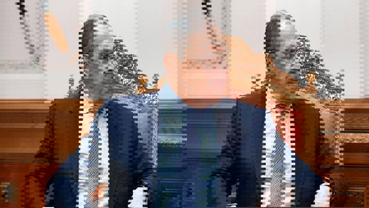 بسبب منع دول أوروبية مرور طائرته.. إلغاء زيارة لافروف إلى صربيا