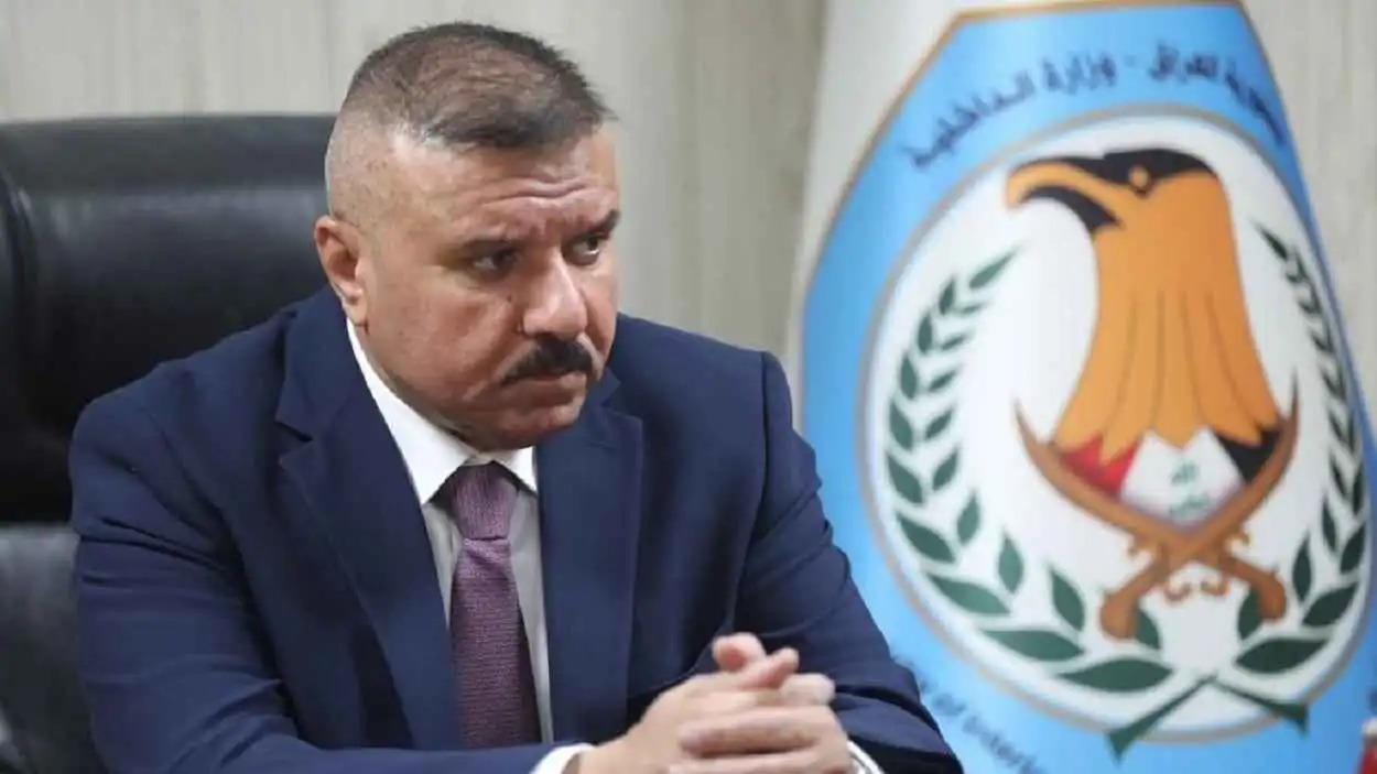 بعد استهداف مطار بغداد.. العراق يقيل 3 مسؤولين أمنيين