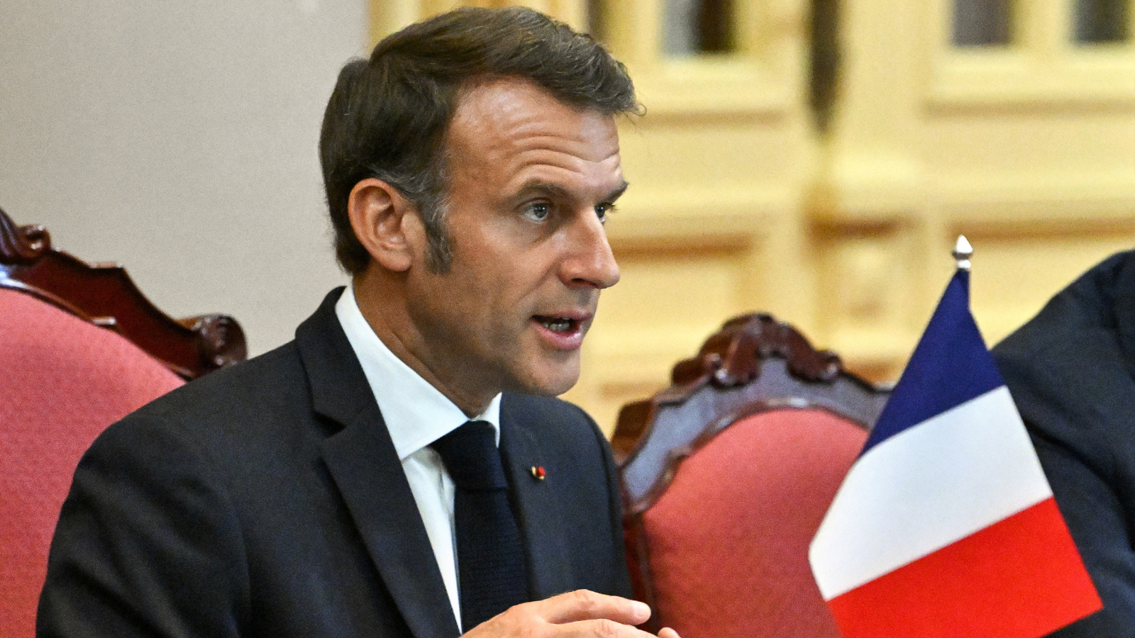 حل البرلمان لا يزال على الطاولة.. هل يُكرّر ماكرون "المقامرة"؟