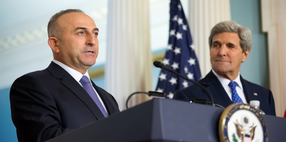 أنقرة تستفسر من واشنطن عن سبب طلبها من دبلوماسييها مغادرة تركيا