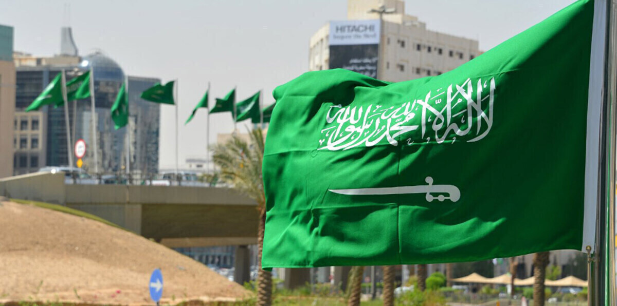 سعود القحطاني يعلن عن "قائمة سوداء" خاصة بـ"محاكمة" مؤيدي قطر