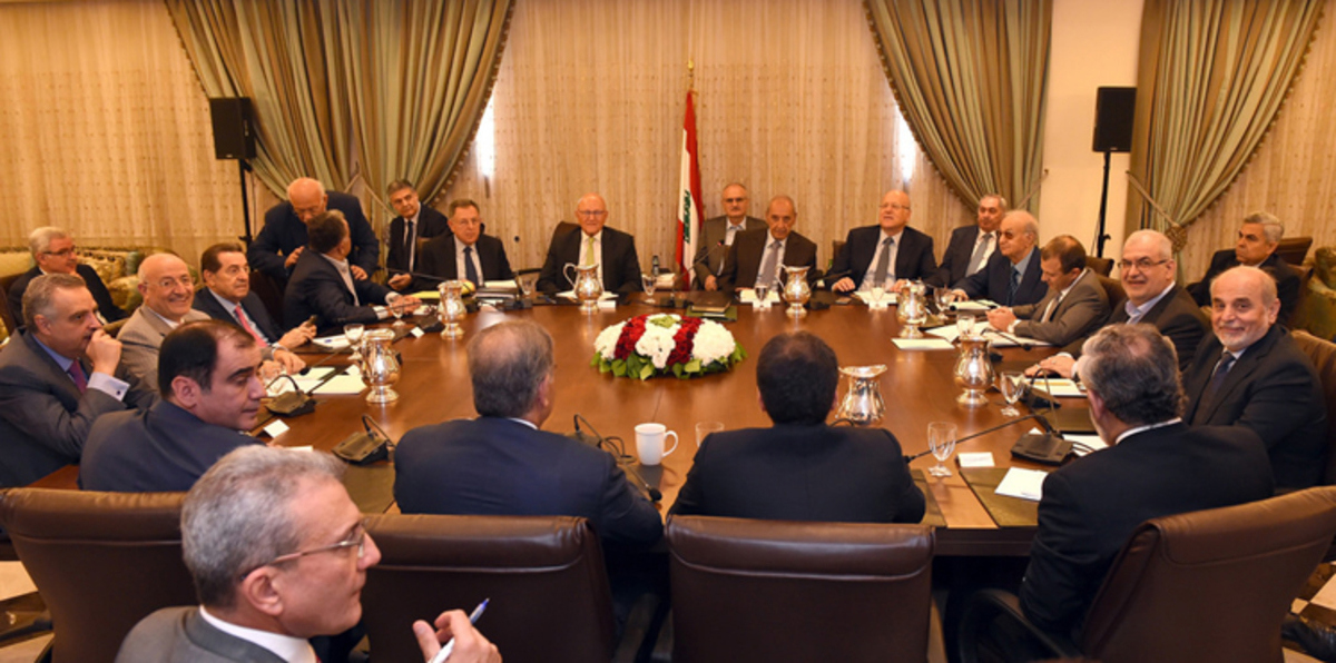 حوار نبيه بري يفشل بنزع الألغام من طريق الإصلاح السياسي في لبنان