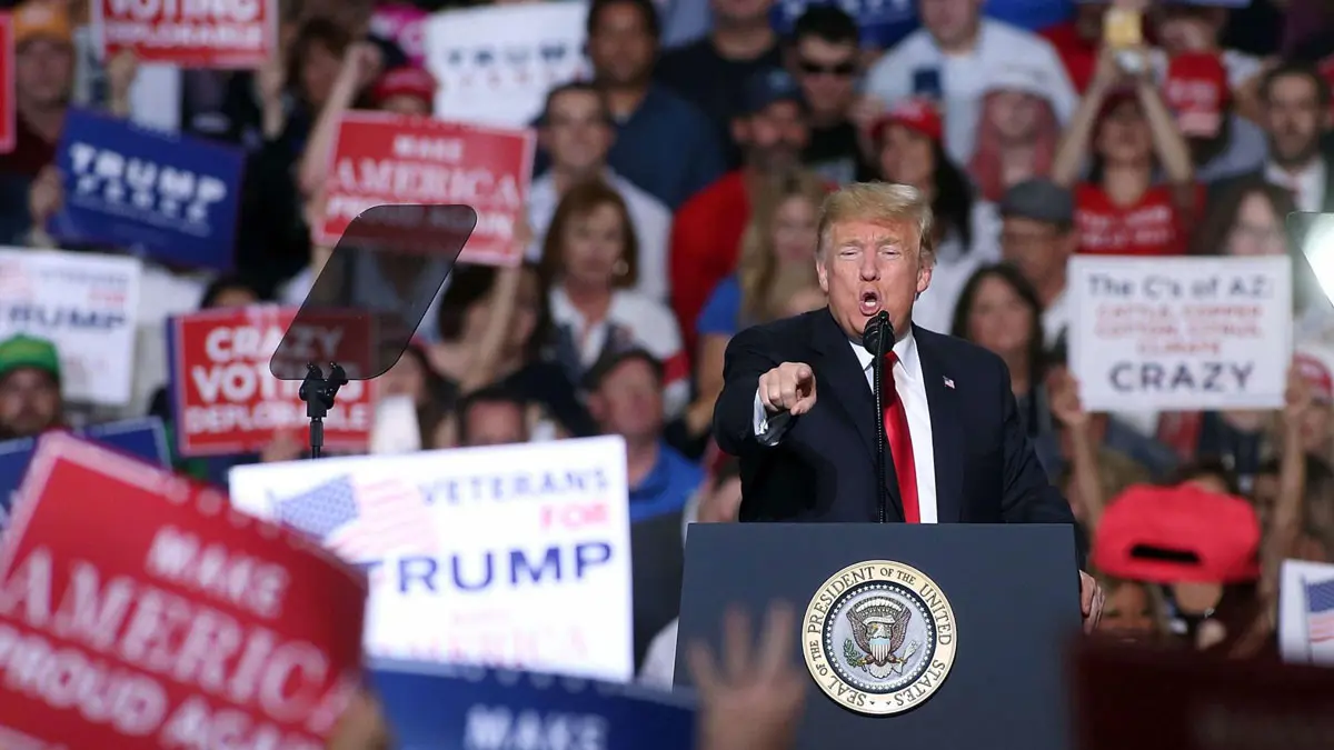 إصابة 6 من منظمي تجمع انتخابي لترامب بكورونا