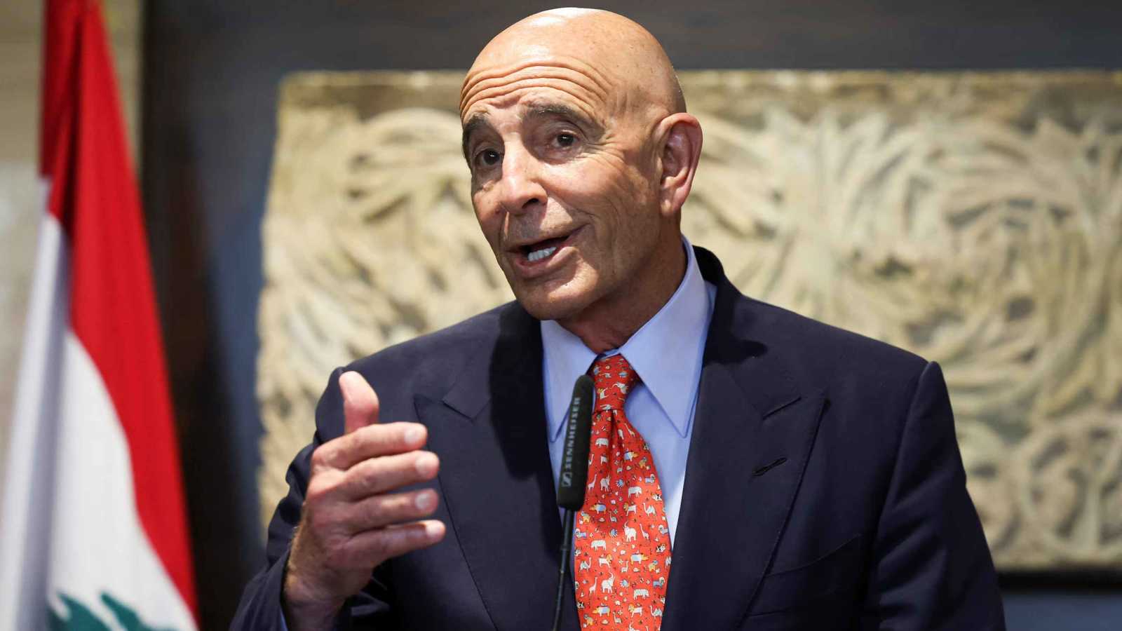 "نفوذه أفشل خطتنا".. تصريحات باراك حول سلاح حزب الله تثير غضب اللبنانيين