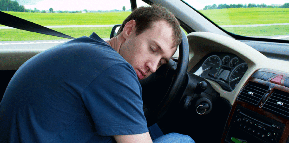 أحدث صيحة في تكنولوجيا السيارات.. إيقاظ السائق الغافي