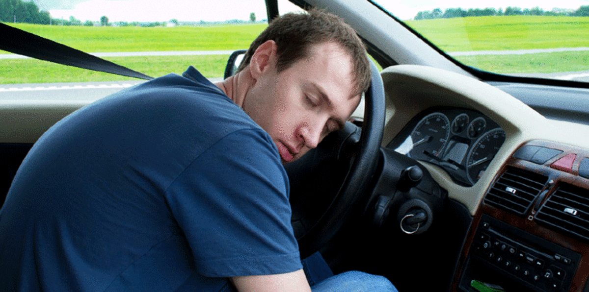 أحدث صيحة في تكنولوجيا السيارات.. إيقاظ السائق الغافي