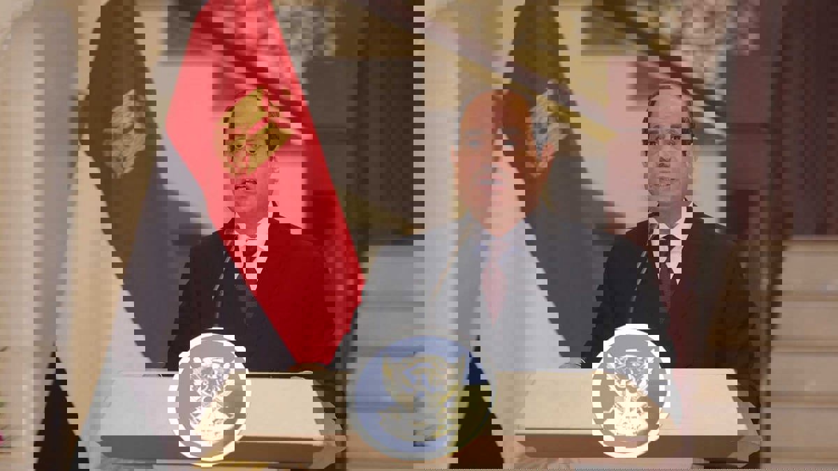 السيسي يؤكد لضيفه العليمي دعم مصر جهود تحقيق السلام في اليمن