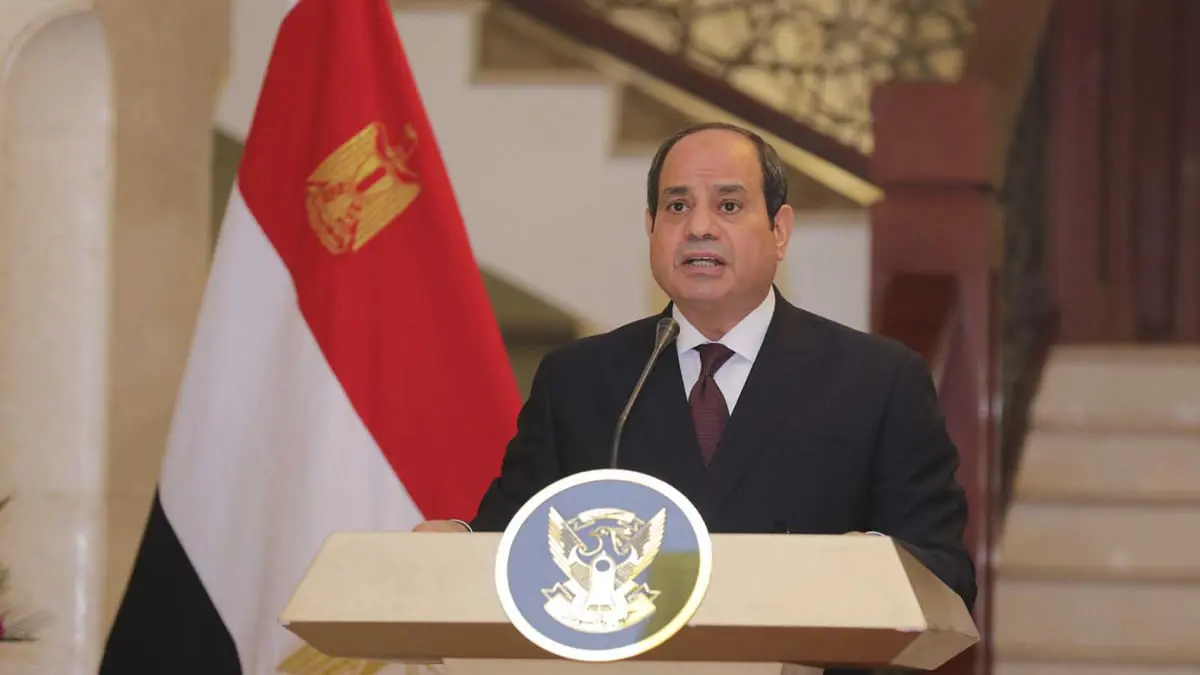 السيسي يؤكد لضيفه العليمي دعم مصر جهود تحقيق السلام في اليمن