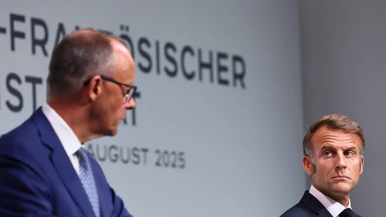 تهديدات أوروبية لبوتين وتعهدات بالضغط على روسيا لإنهاء حرب أوكرانيا