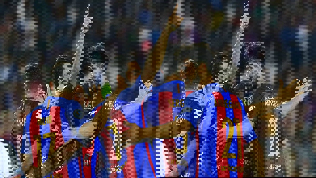 تقرير: نادي الهلال السعودي يفاوض لاعب برشلونة