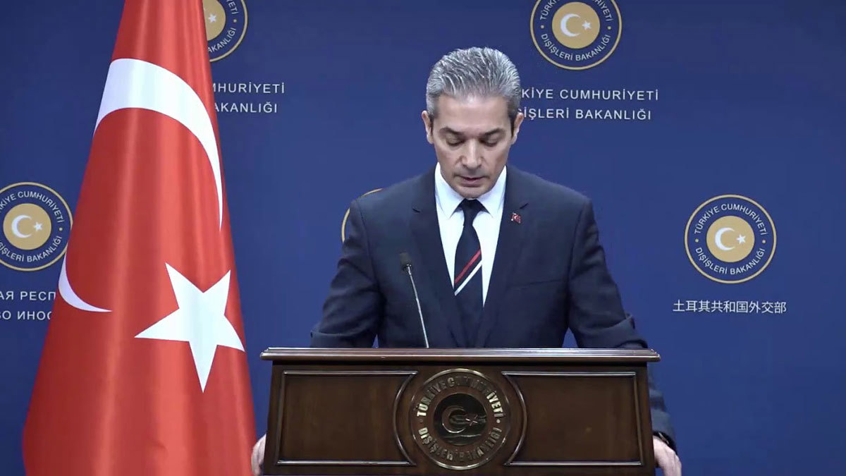 تركيا: فرنسا هي التي "تلعب لعبة خطرة" في ليبيا