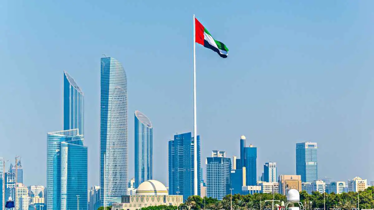 العالم يقف مع الإمارات.. قادة دول يعربون عن استنكارهم للاعتداءات الإيرانية