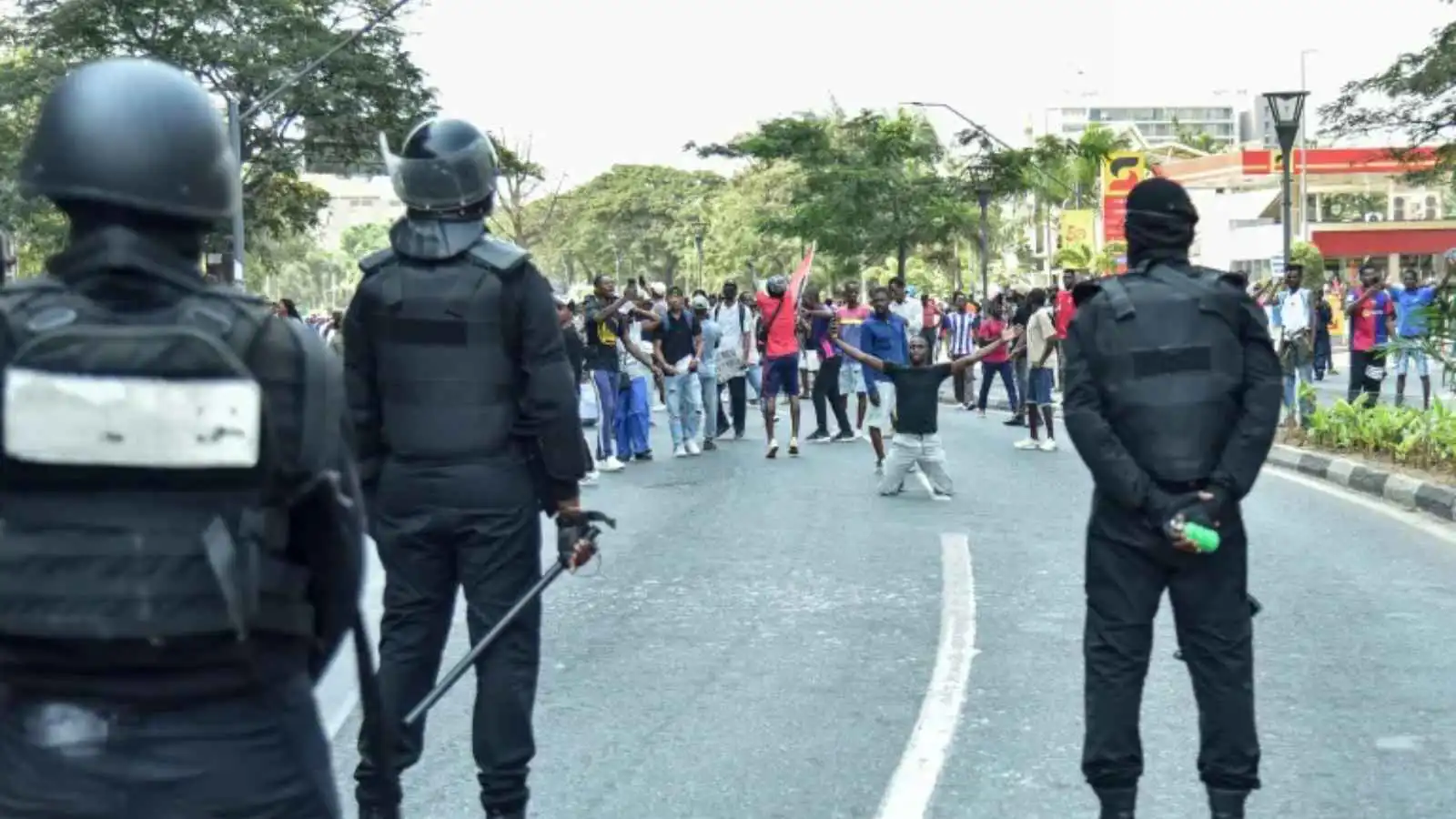 30 قتيلًا جراء الاضطرابات في أنغولا احتجاجاً على رفع أسعار الوقود