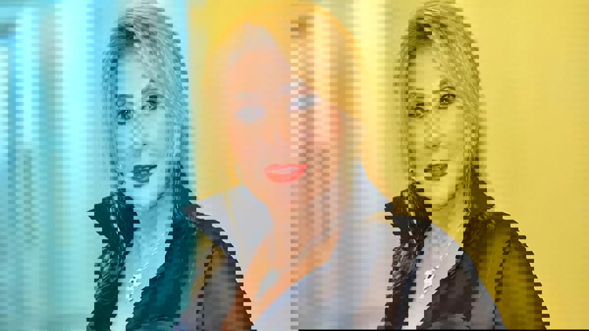 نادية الجندي تكشف حقيقة خضوعها لعمليات تجميل