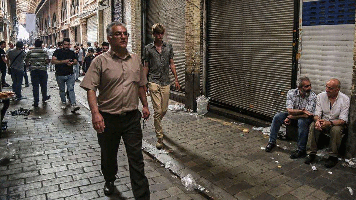 وزير إيراني يحذر من شيخوخة سكان بلاده