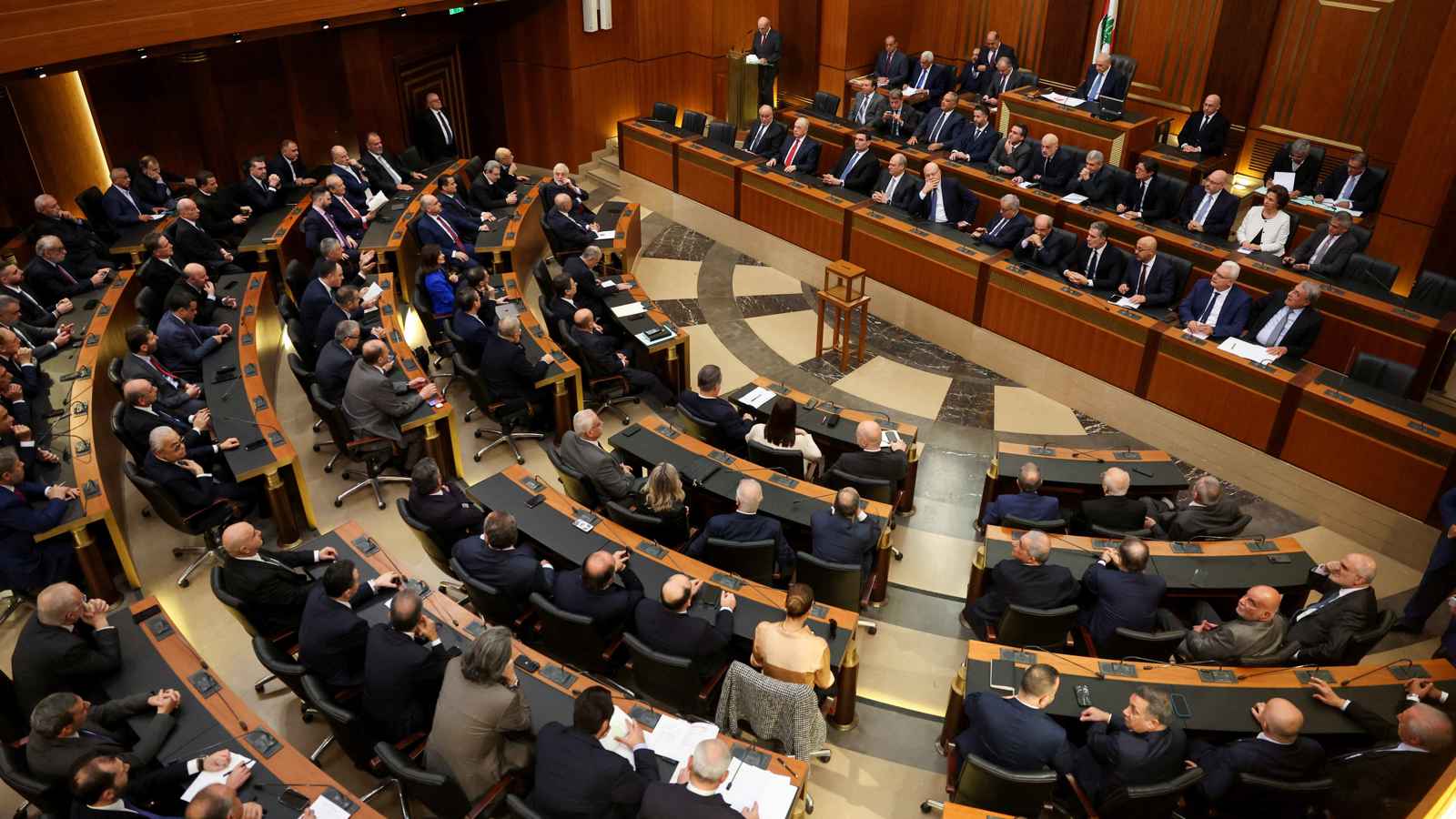 مشادات في البرلمان اللبناني خلال جلسة انتخاب الرئيس (فيديو)