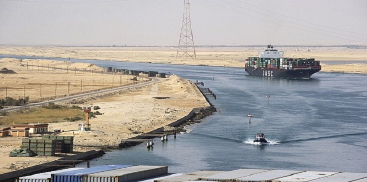 تراجع إيرادات مصر من قناة السويس إلى 411.8 مليون دولار في يناير