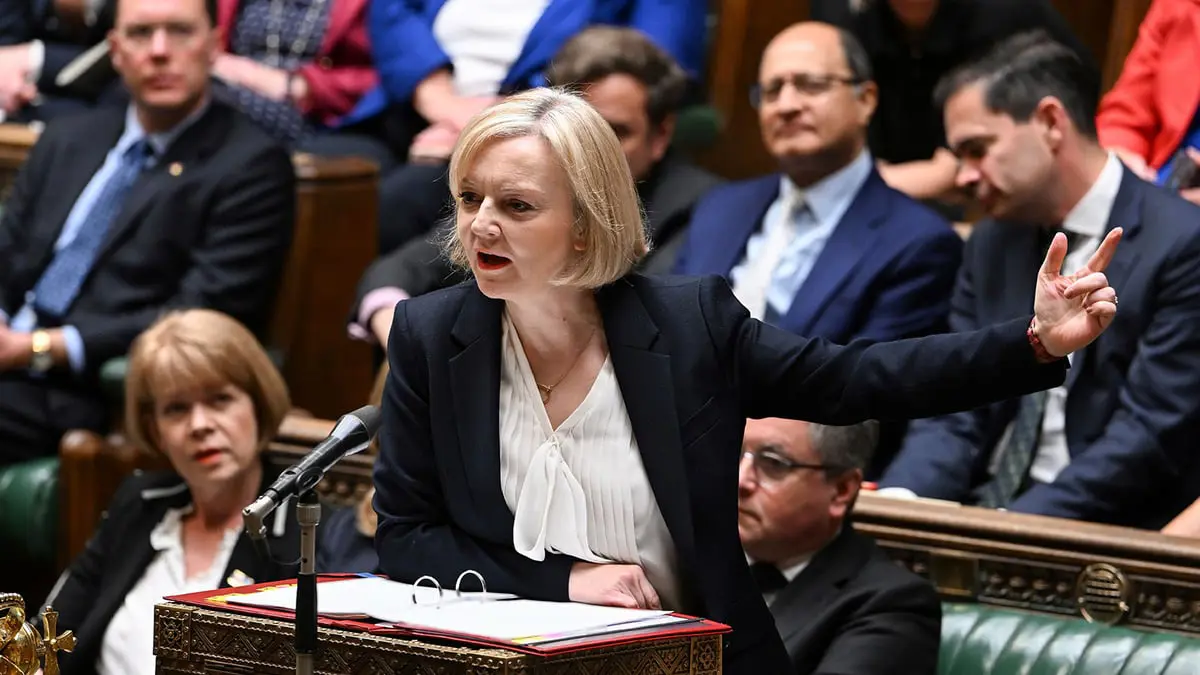 صحف عالمية: حكومة تراس تغرق في الفوضى.. والأحكام العرفية تثير مخاوف الأوكرانيين