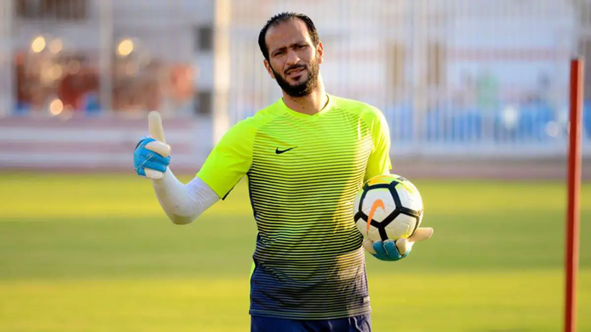 حارس الزمالك السابق: شاهدت سحرا في حذاء لاعب الفريق.. ومصطفى مراد فهمي يتحدث عن "أزمة نادي القرن" (فيديو)