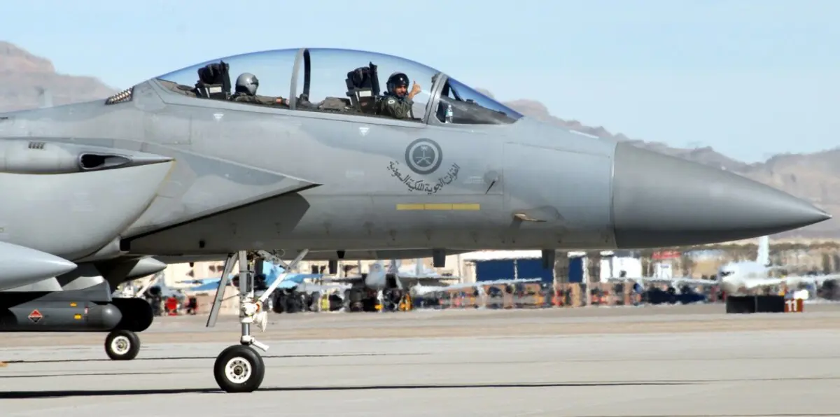 اليمن.. مقتل اثنين من قيادات "الحوثي" بغارات للتحالف العربي