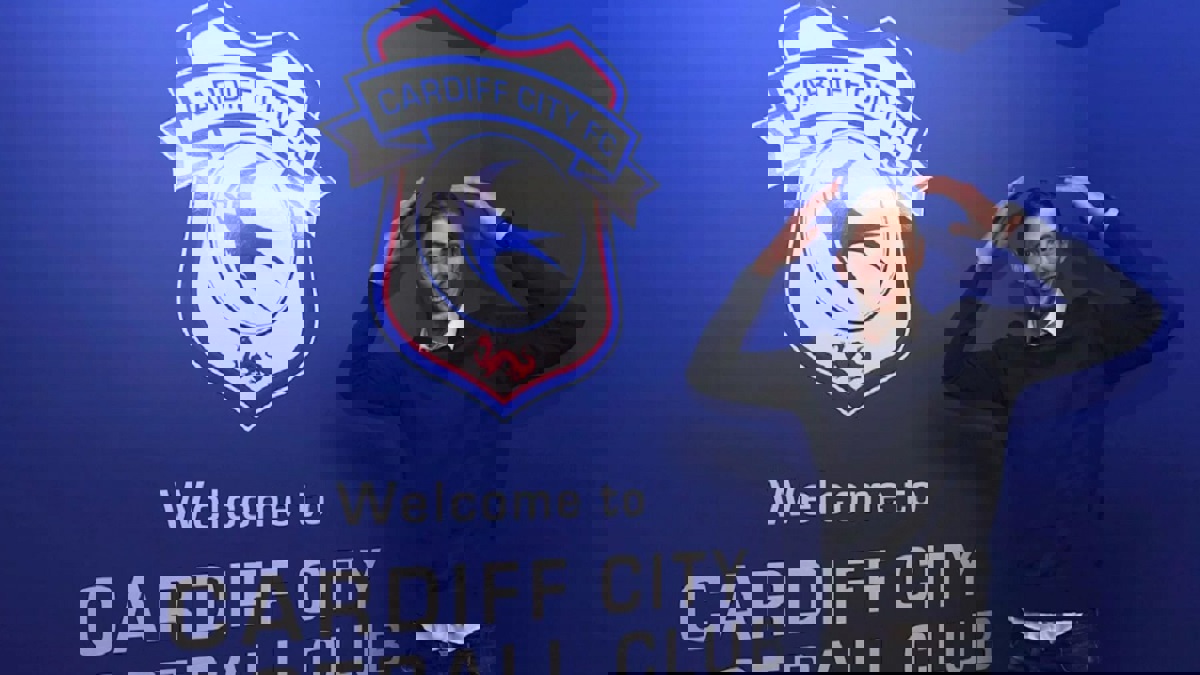 لاعب لنادٍ بالدوري الممتاز على متن طائرة مفقودة فوق القنال الإنجليزي