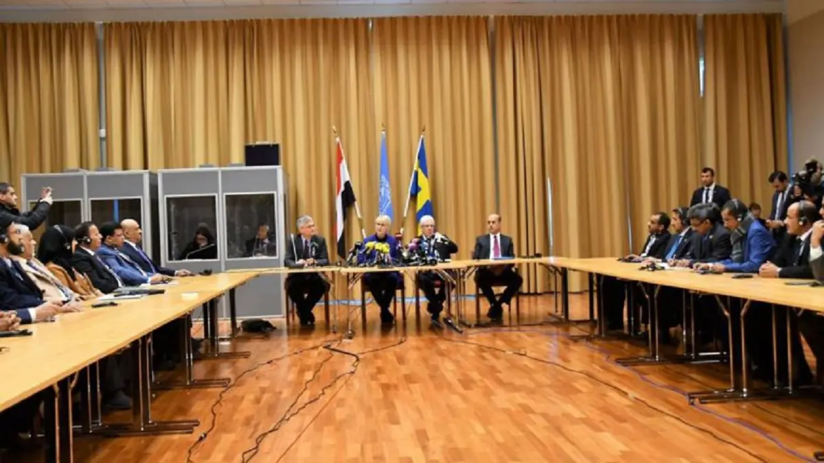 مفاوض حوثي يطالب بتمثيل السعودية والإمارات بمشاورات السلام في السويد