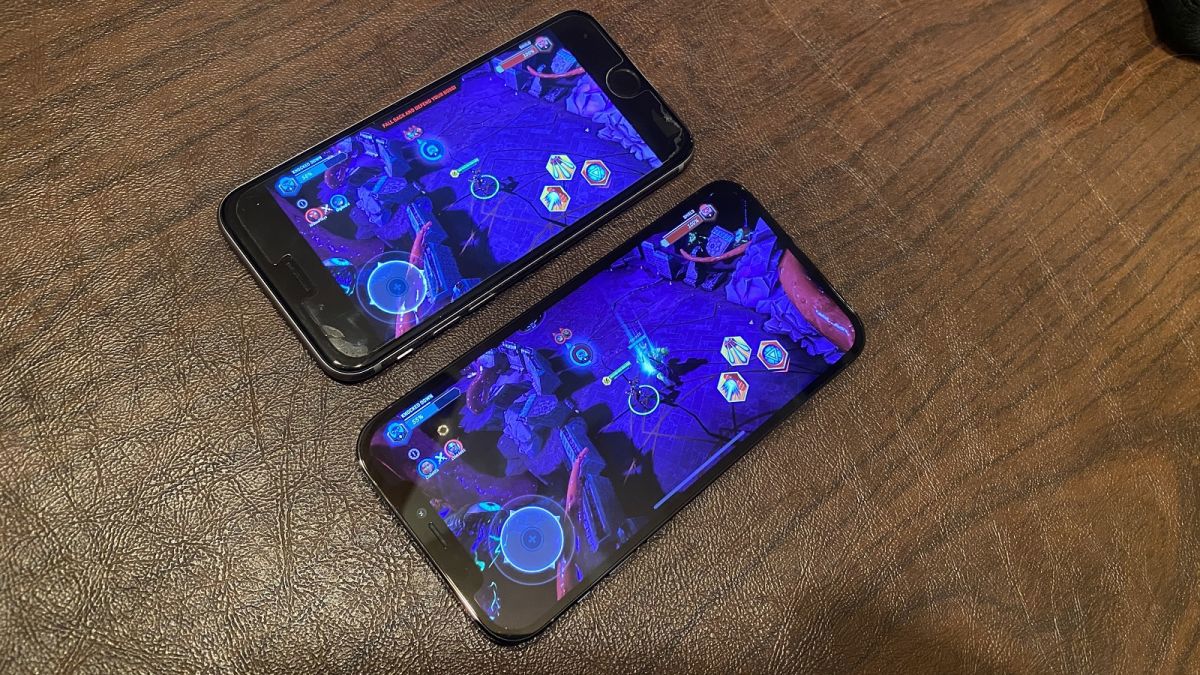 لهواة الألعاب.. من الأفضل iPhone 6S أم iPhone 12 Pro؟