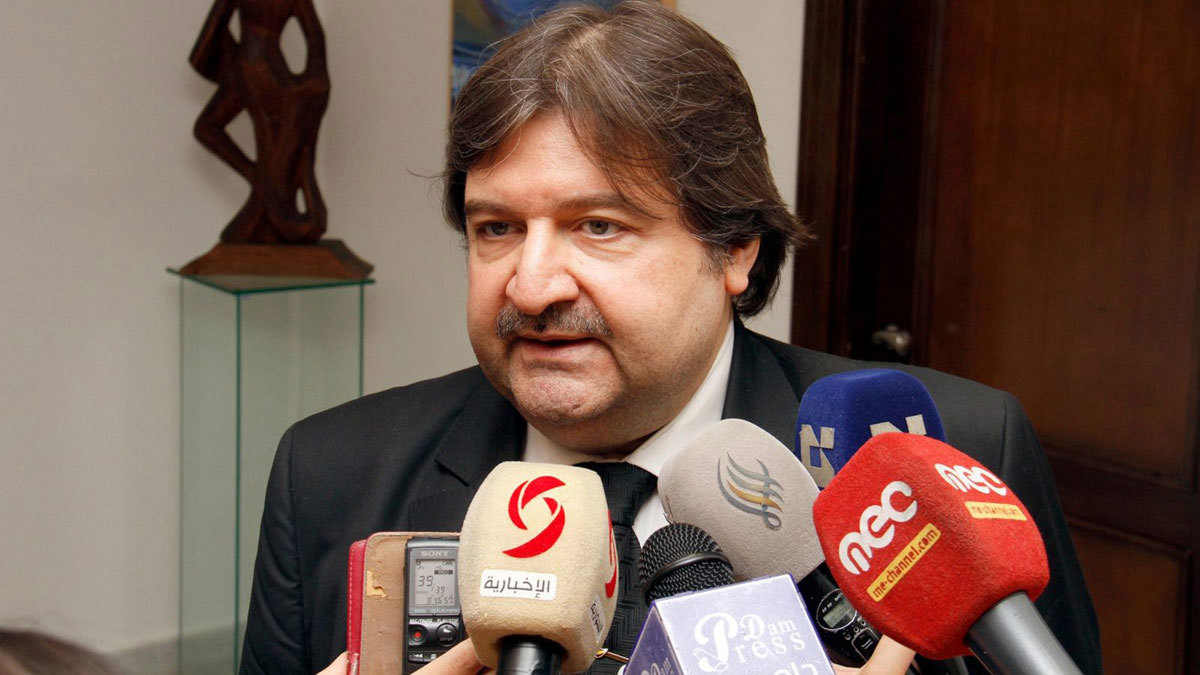 وزير الثقافة السوري: سنسحب أي كتاب يمس الدولة من معرض مكتبة الأسد