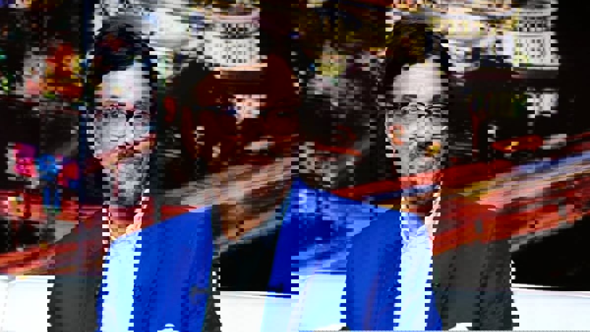 رضا حامد باكيا: أنا "ما باكلش عيش" وعادل إمام طردني من الشغل