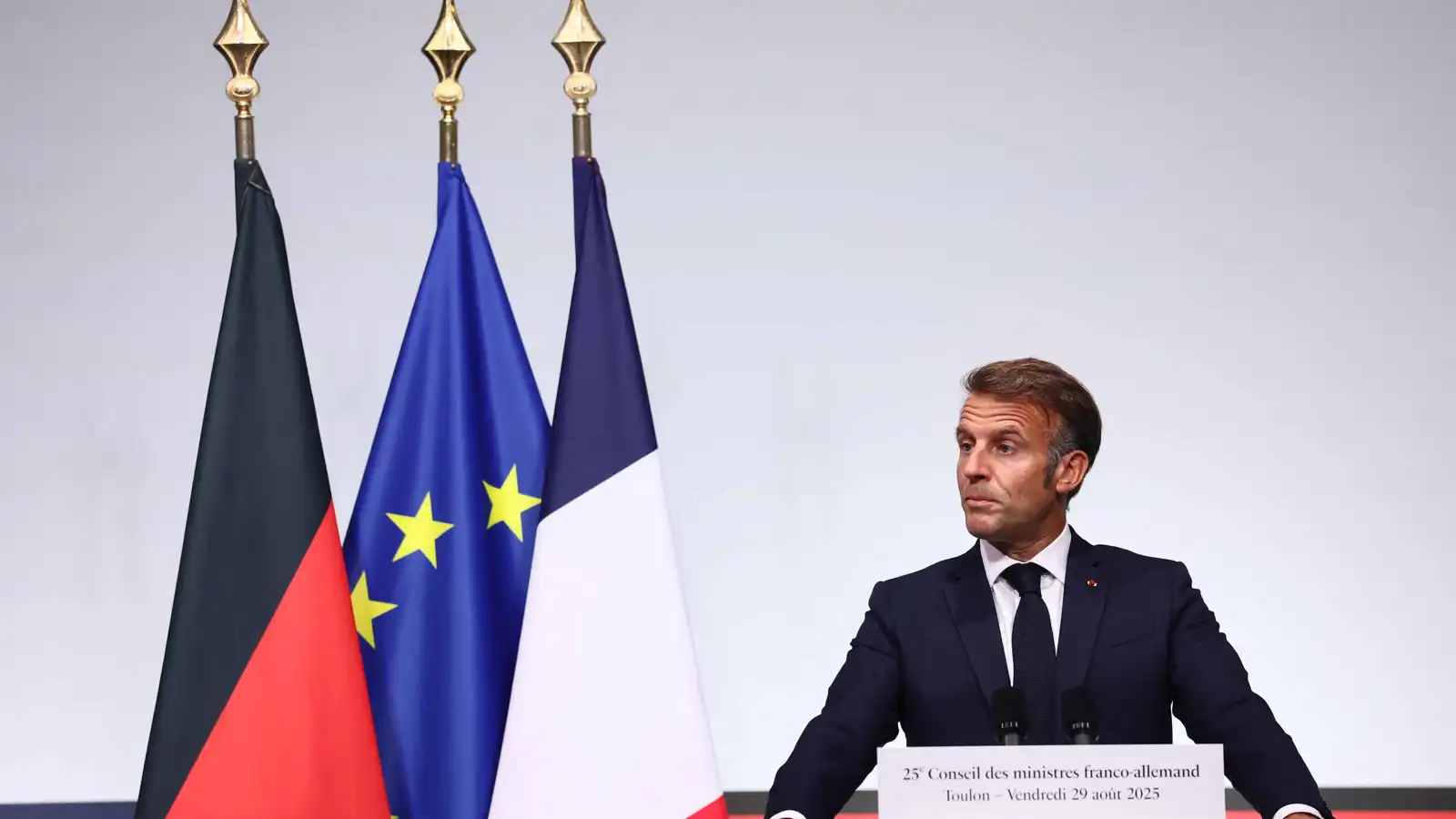 ماكرون: الضمانات الأمنية لأوكرانيا شرط أساسي لتحقيق السلام