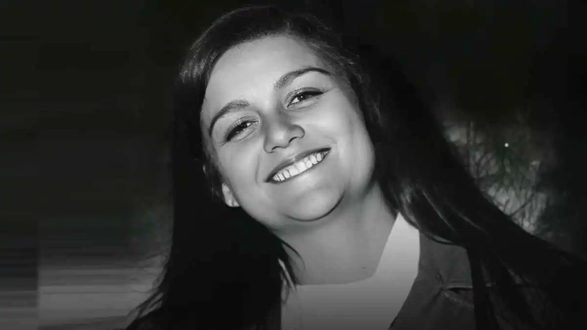 مقتل الفنانة ديالا صلحي الوادي في هجوم على منزلها بدمشق (صور)