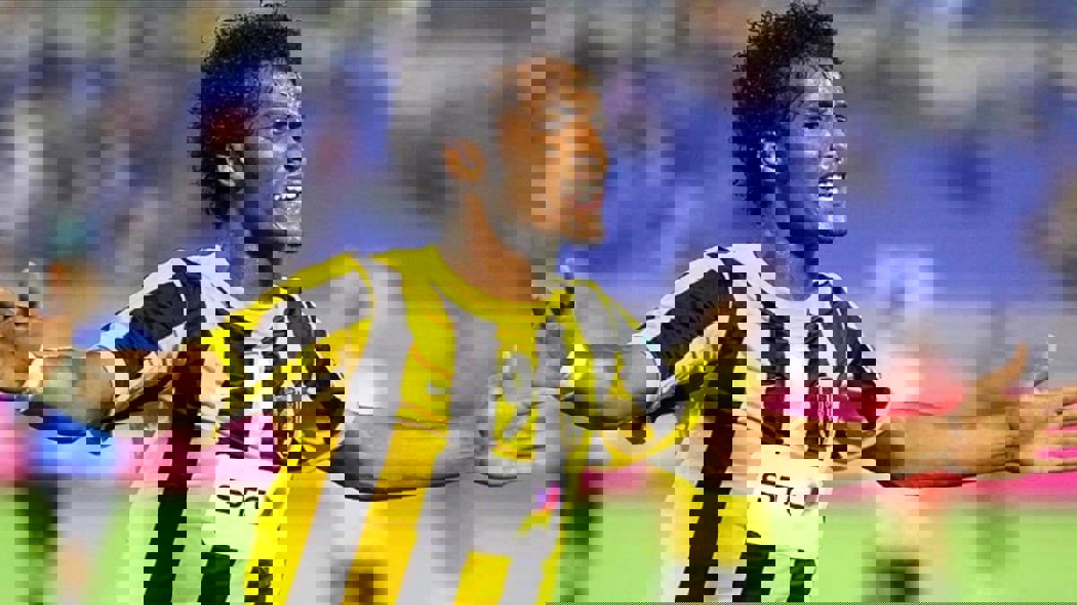 نايف هزازي: نادم على تجربتي مع النصر وكنت على وشك الانتقال إلى الهلال